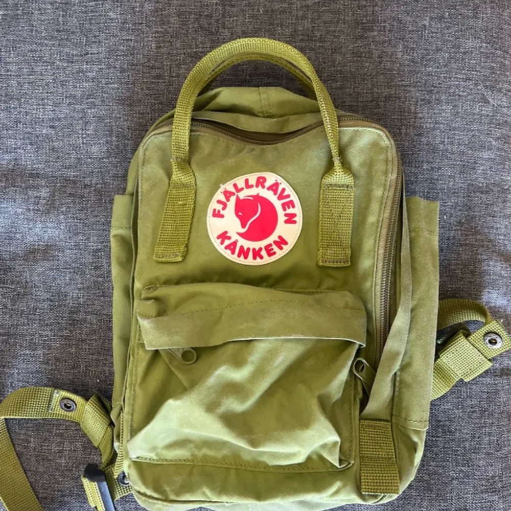 Mini Kaken backpack with Durable Fabric. Barely used - Picture 1 of 4